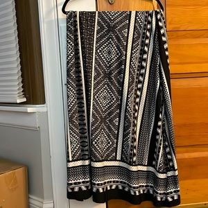 John Paul Richard patterned maxi skirt length 40” -NEVER WORN